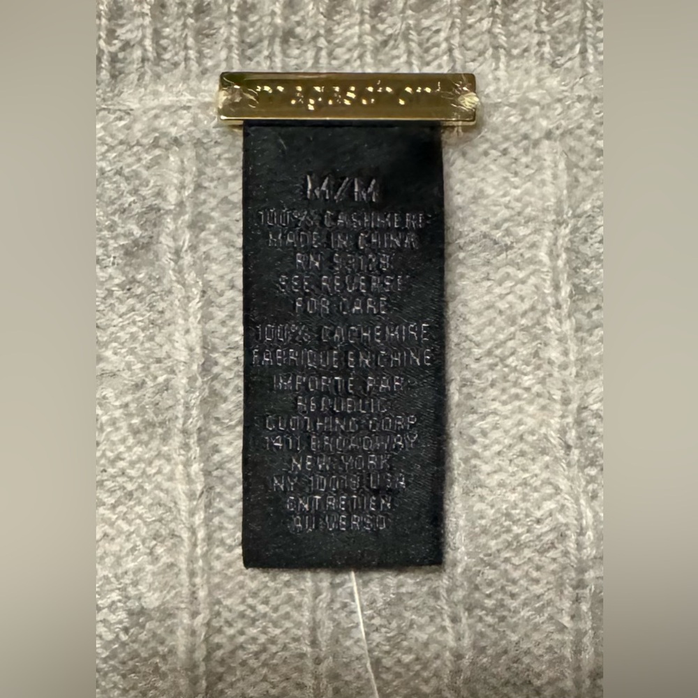 Magaschoni Beige Cable Knit Women’s Cardigan Sweater, Medium 
100% Cashmere NWT - Picture 2 of 11